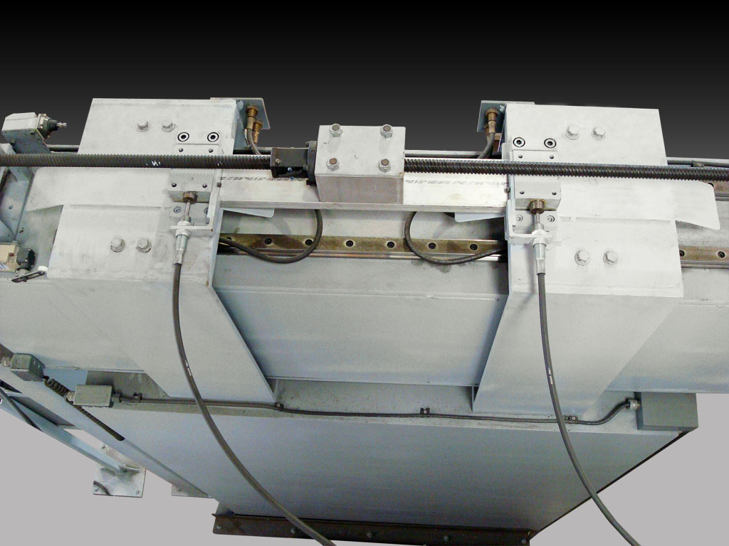 Carriage disconnect · top to floor