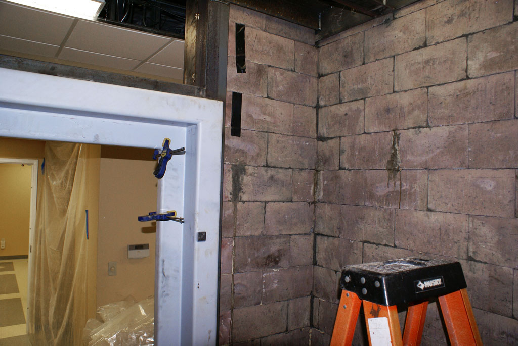 Corner at the door frame