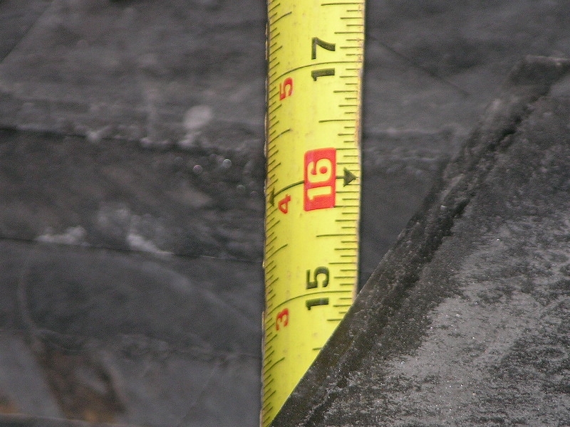 Detail at the wall